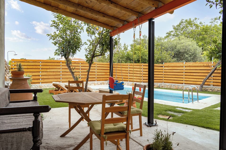 Deluxe Villa, Pool View | Terrace/patio