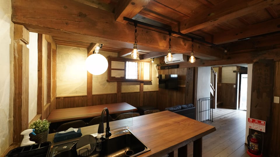 Comfort House, 1 Bedroom, Non Smoking | Private kitchen | Fridge, microwave, stovetop, electric kettle