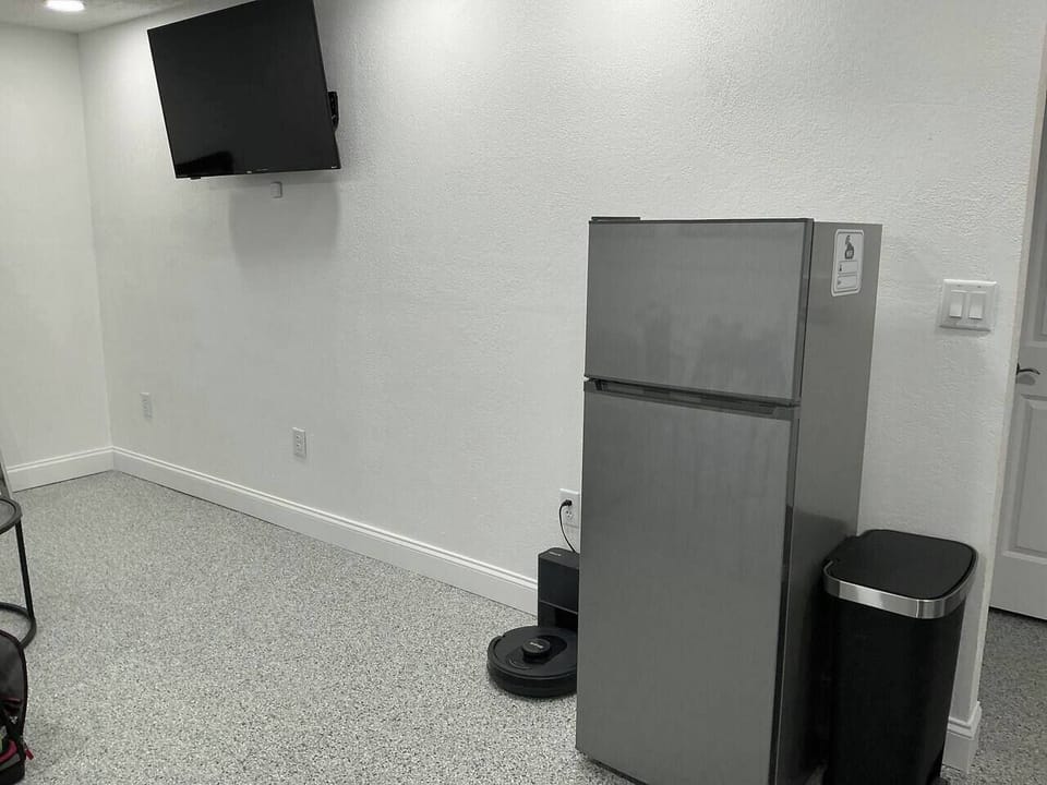 Fridge for keeping things nice and cold