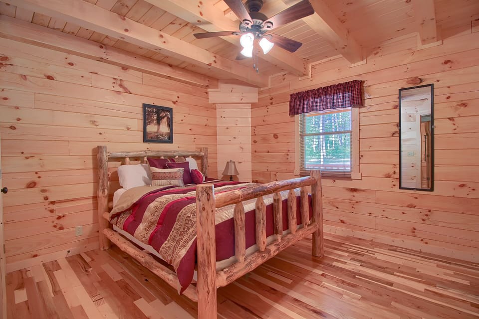 Private Queen Bedroom 2, Main Level