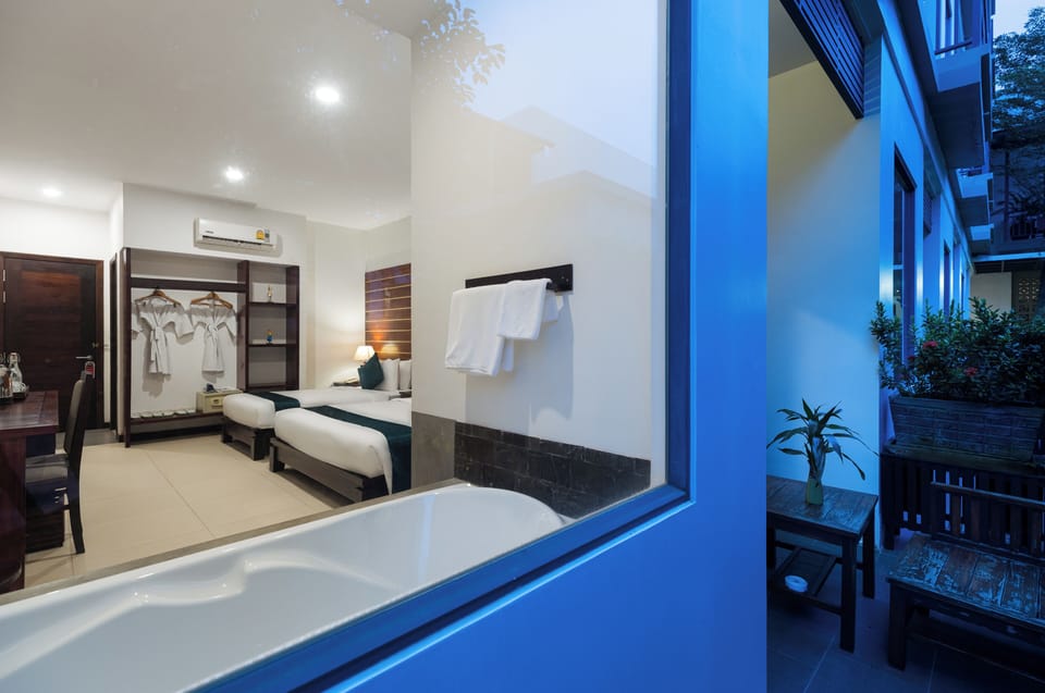 Deluxe Family Room | Terrace/patio