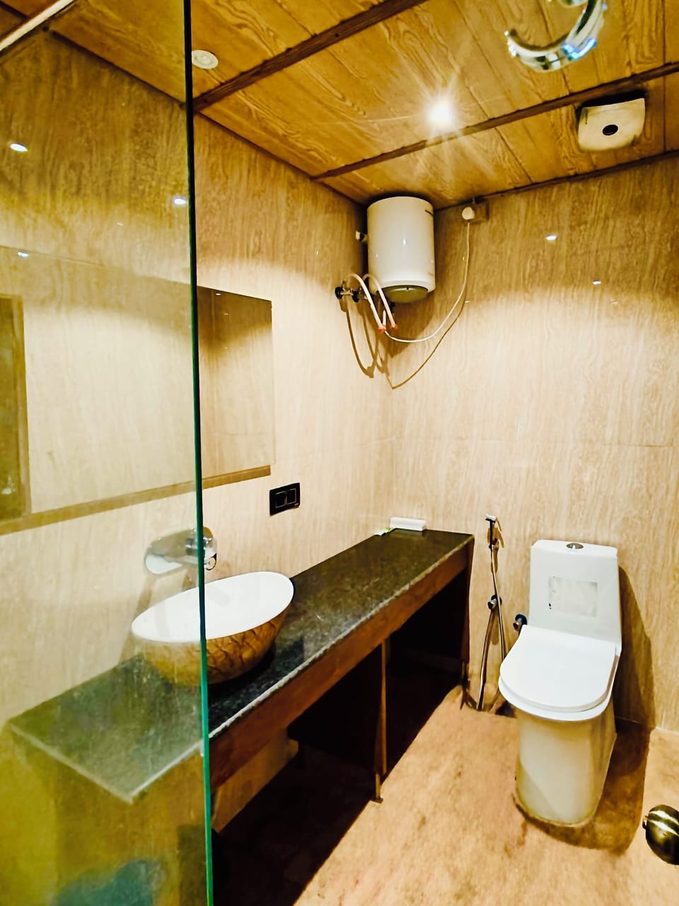 Shower, bidet, towels, soap