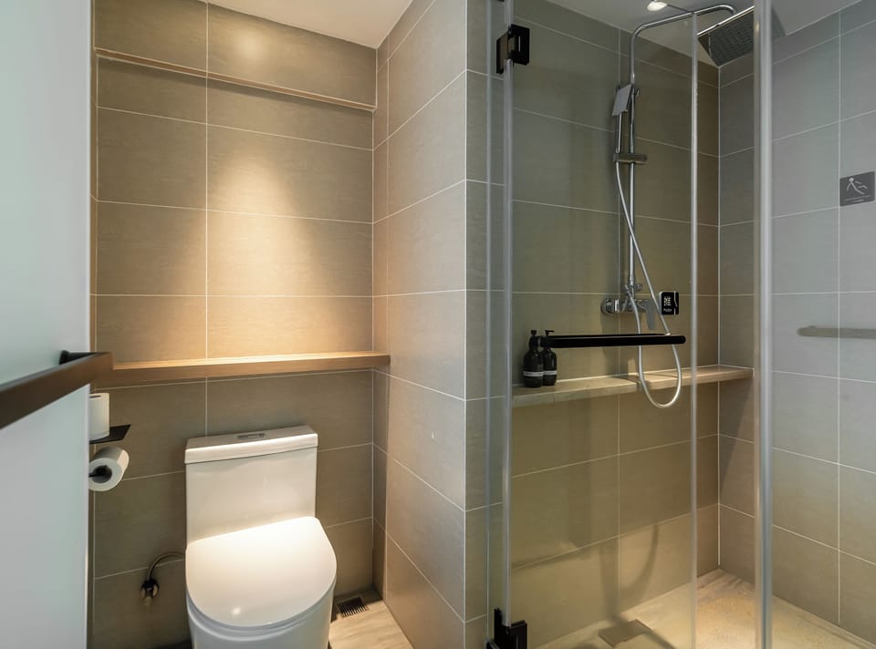 Superior Single Room, City View | Premium bedding, down comforters, memory foam beds, desk