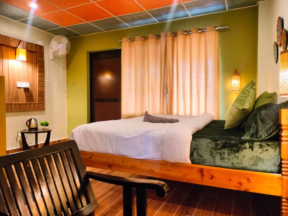 Standard Room | Desk, free WiFi