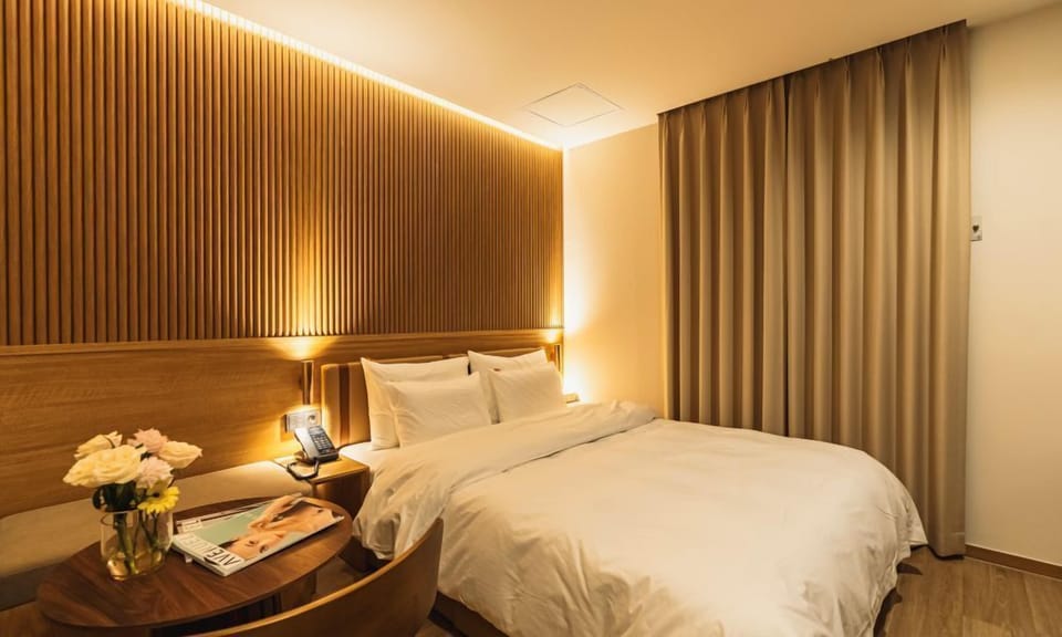 Superior Cinema | Individually decorated, individually furnished, free WiFi, bed sheets
