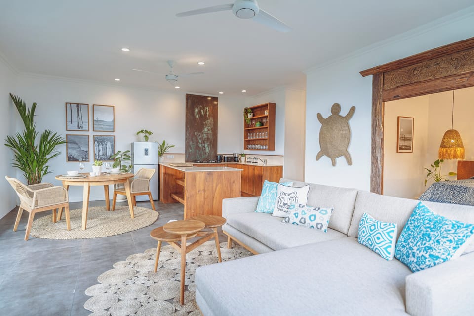 Comfort Apartment | Living area | TV