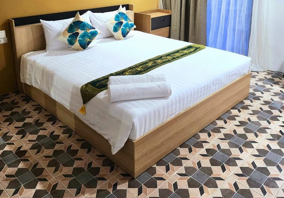 Deluxe Double Room | Free WiFi