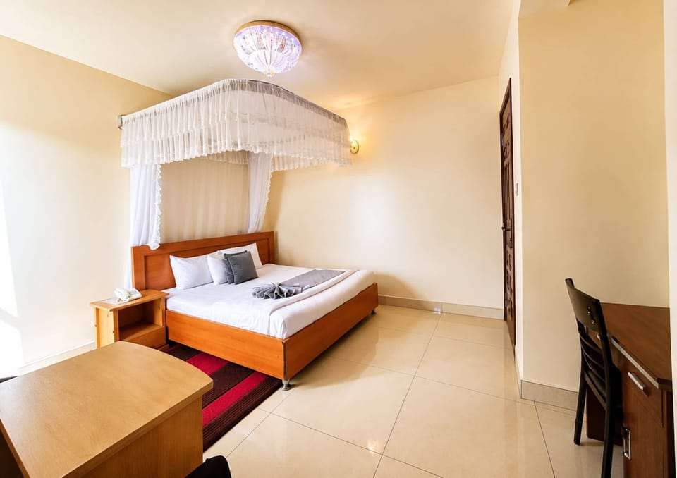 In-room safe, laptop workspace, soundproofing, free WiFi