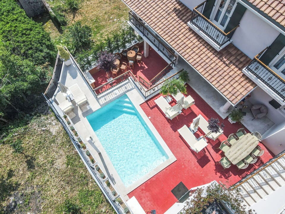 Swimming Pool, Balcony, Estate, Resort, Villa, Hotel, Hacienda, Eco Hotel, Resort Town