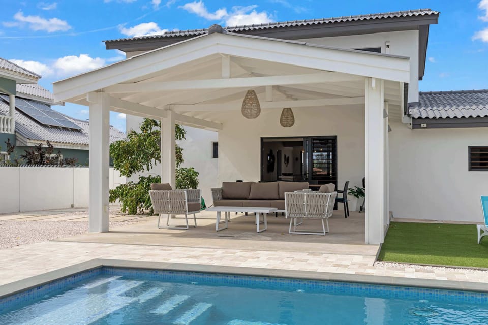 lounge by the pool 