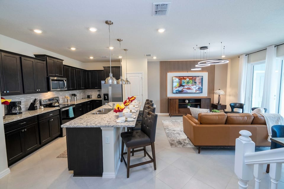 House | 5 bedrooms, desk, Internet