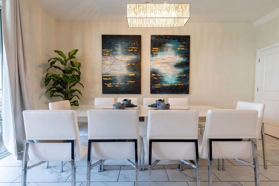 House | 9 bedrooms, high-speed internet