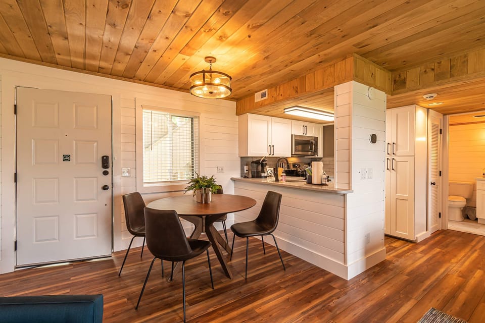 House | 1 bedroom