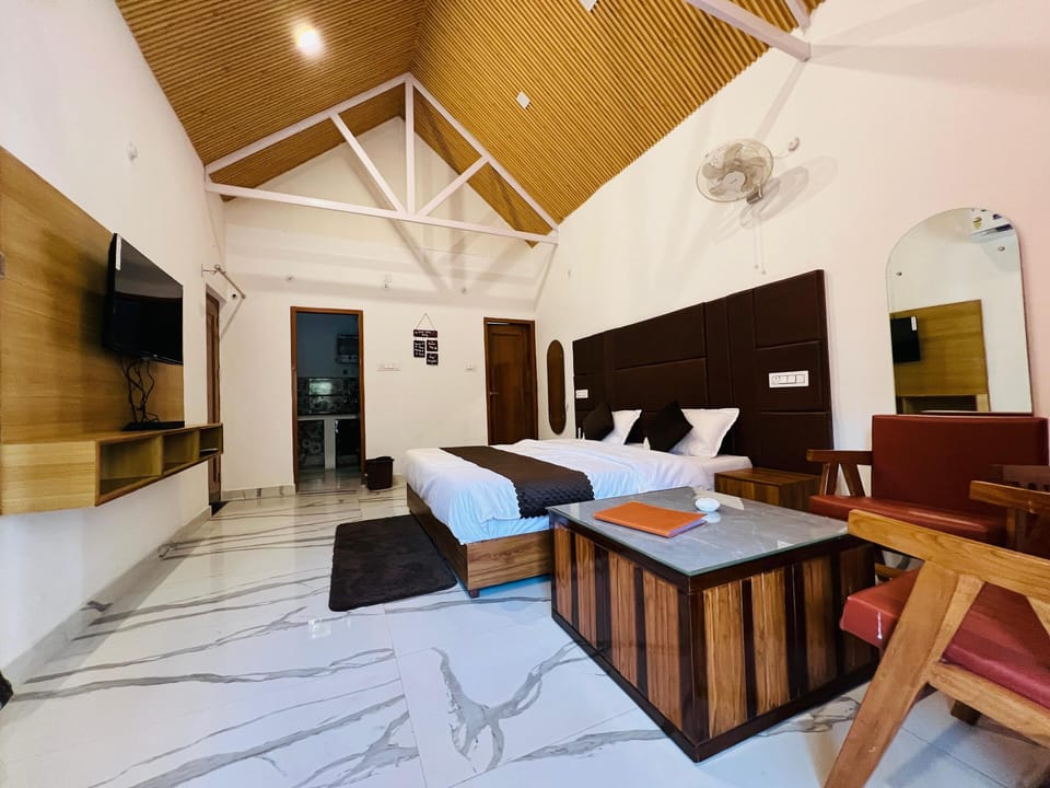 Superior Cottage, Hill View | Laptop workspace, soundproofing, free WiFi, bed sheets