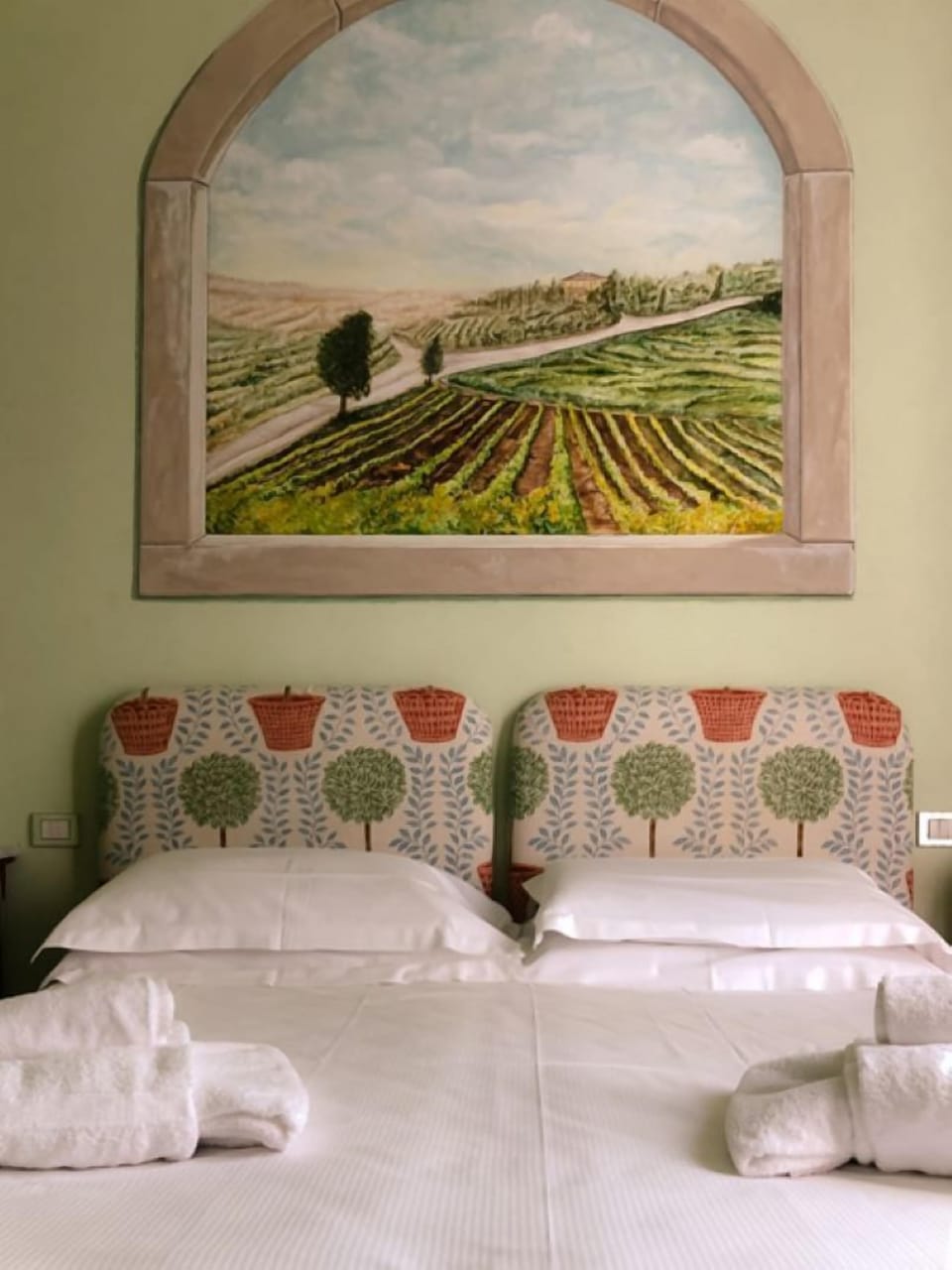 Camera Verde | In-room safe, iron/ironing board (on request), WiFi (free), bed sheets