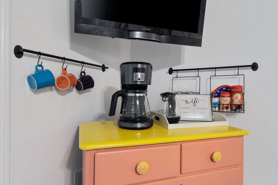 smart tv, hi speed wifi and coffee, cups and creamers for your use.