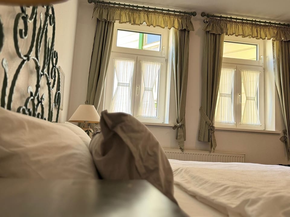 Basic Double Room, 1 Bedroom, Non Smoking, City View | Individually decorated, individually furnished, desk, free WiFi