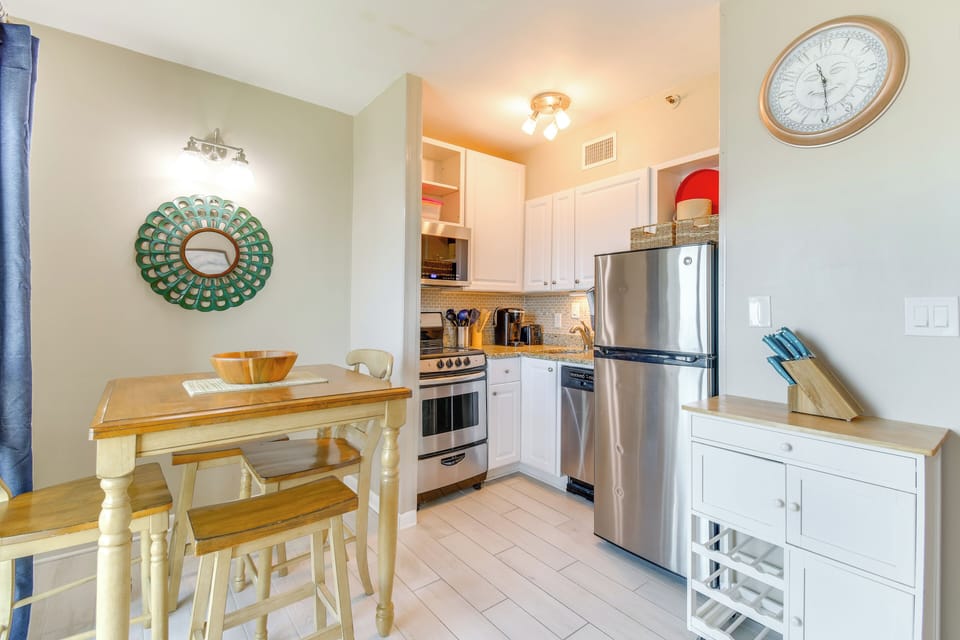Kitchen | Cooking Basics | Keurig Coffee Maker | Toaster