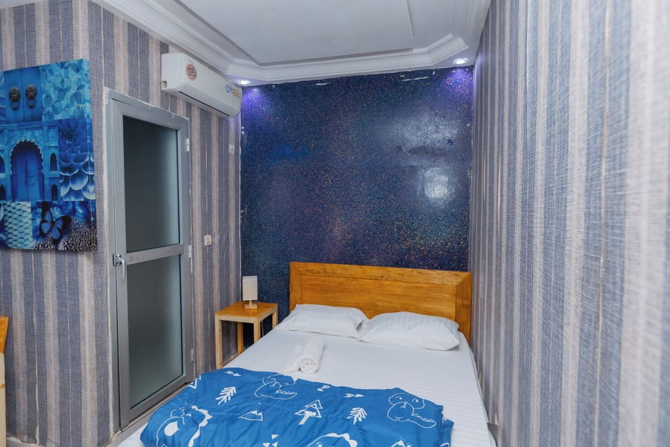 Standard Double Room | Free WiFi, bed sheets