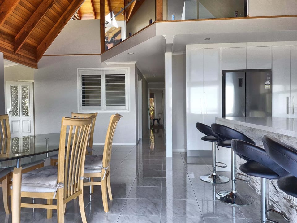 Chalet-kitchen (1)