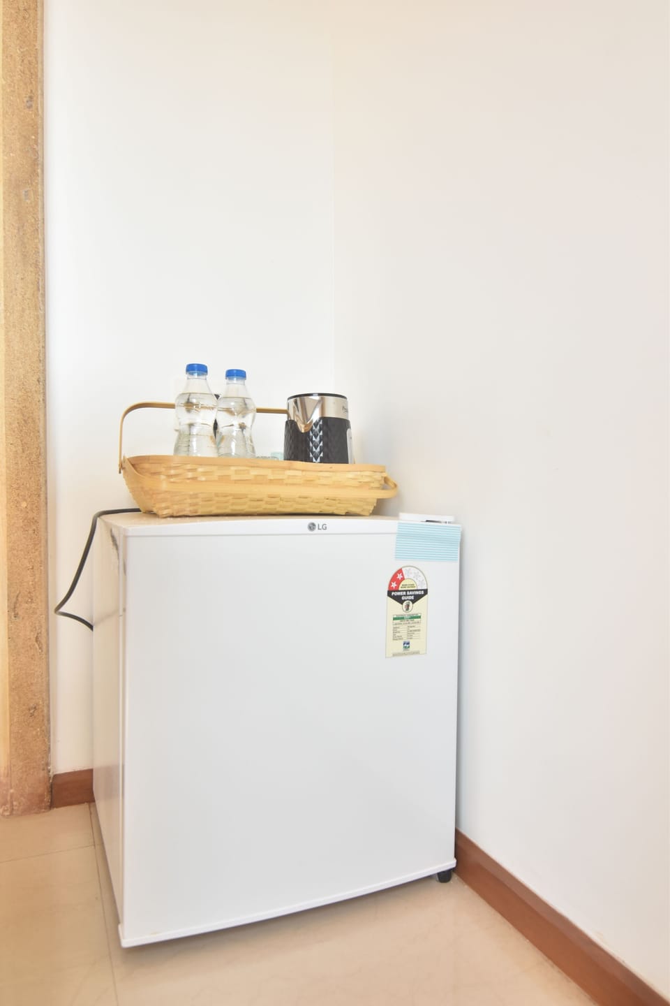 Mini-refrigerator