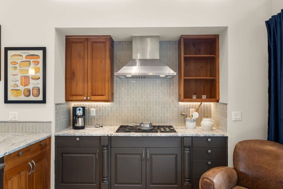 Fully Stocked Kitchen with Designer Finishes