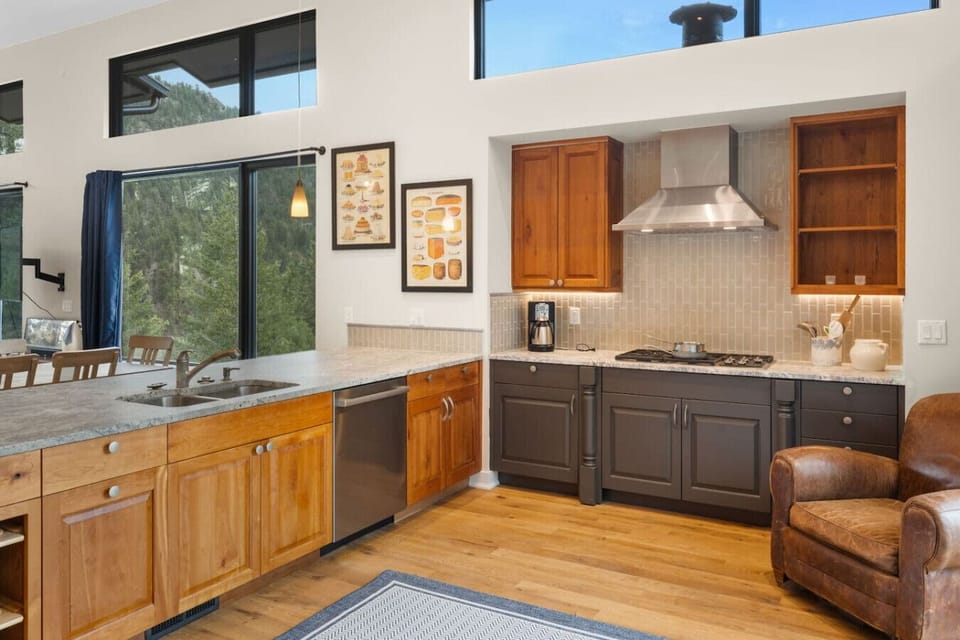 Fully Stocked Kitchen with Designer Finishes