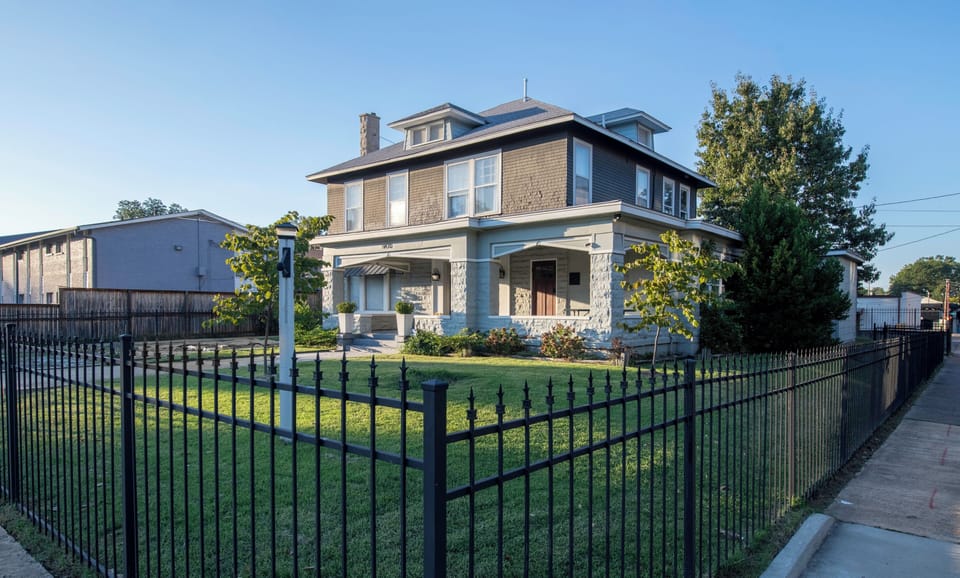 Welcome to our property, Bluff City Luxe midtown.