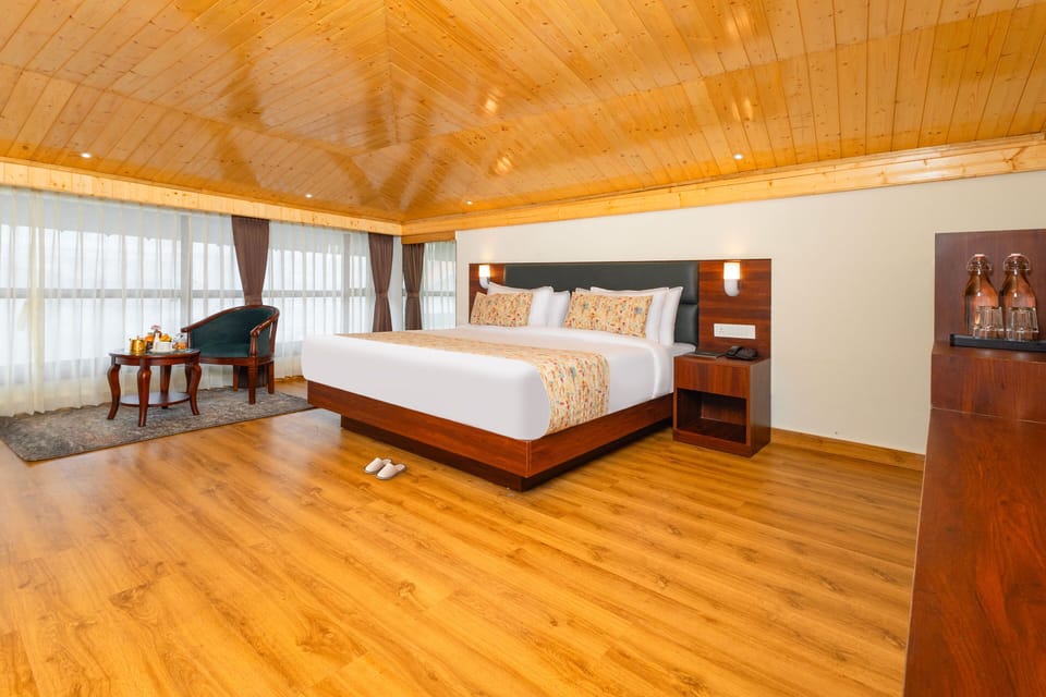 Executive Room | Soundproofing, free WiFi