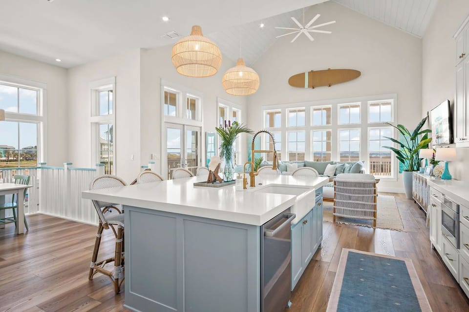 Kitchen, 2nd Floor