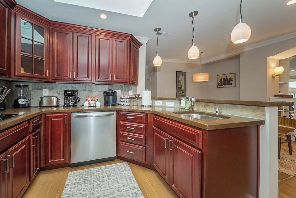 Blender, Coffee Maker, Keurig, and Dishwasher