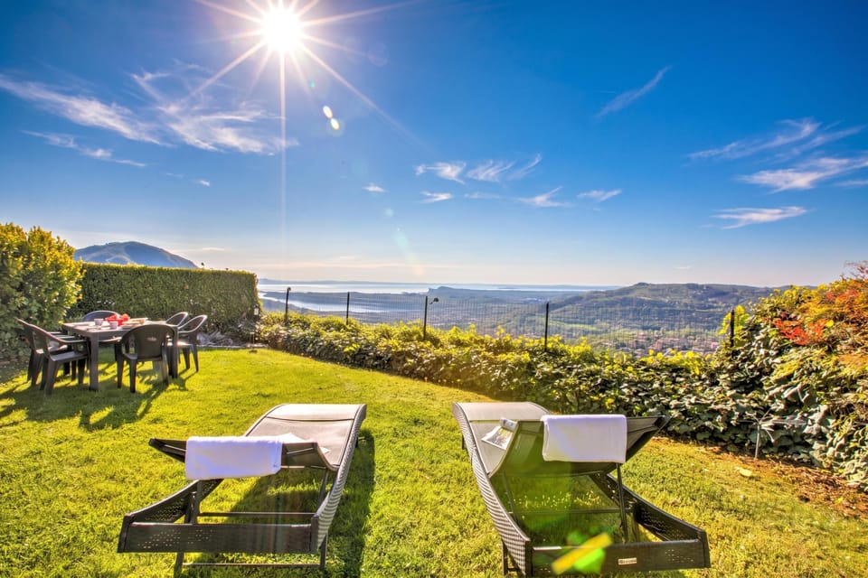 Family Apartment, 2 Bedrooms, Microwave, Mountainside (Lakeview Bliss / pool & fenced Garden) | Outdoor dining