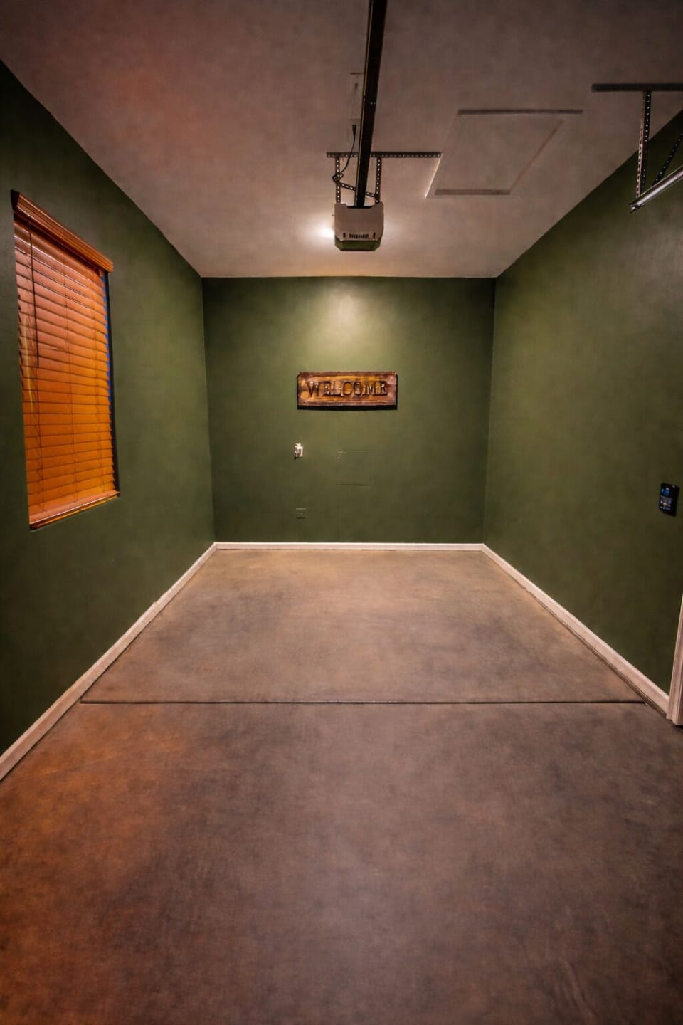 Single car garage