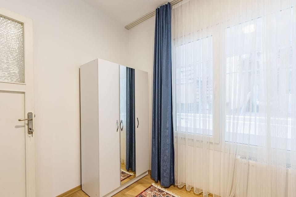 Apartment, 2 Bedrooms, Balcony, Garden View | Interior