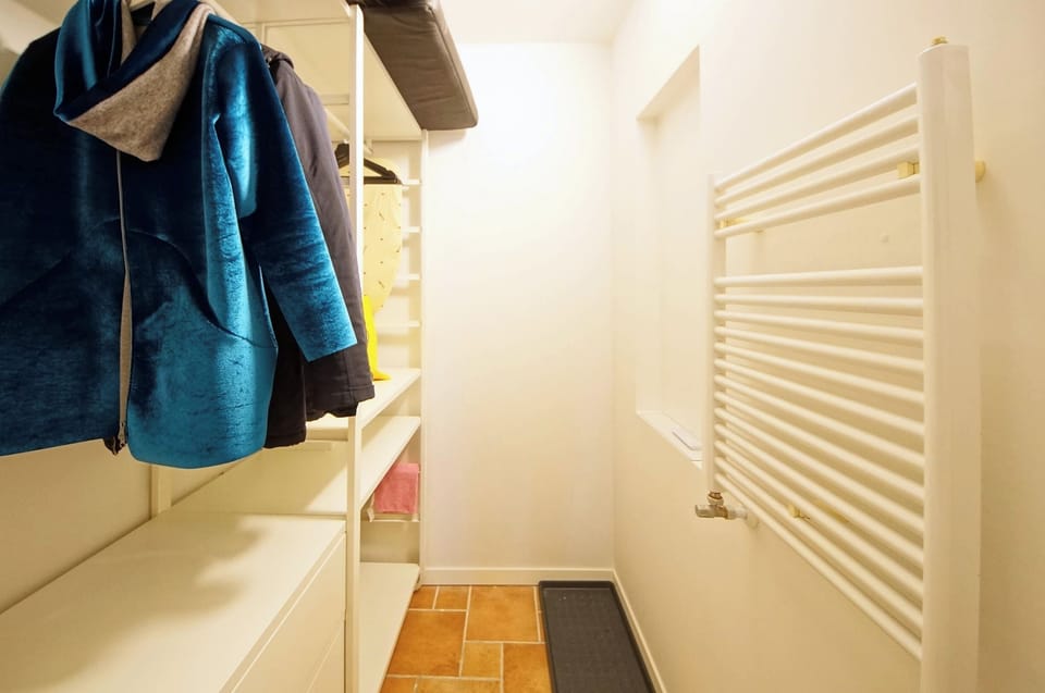 Apartment, Canal View | 1 bedroom, blackout drapes, iron/ironing board, free WiFi