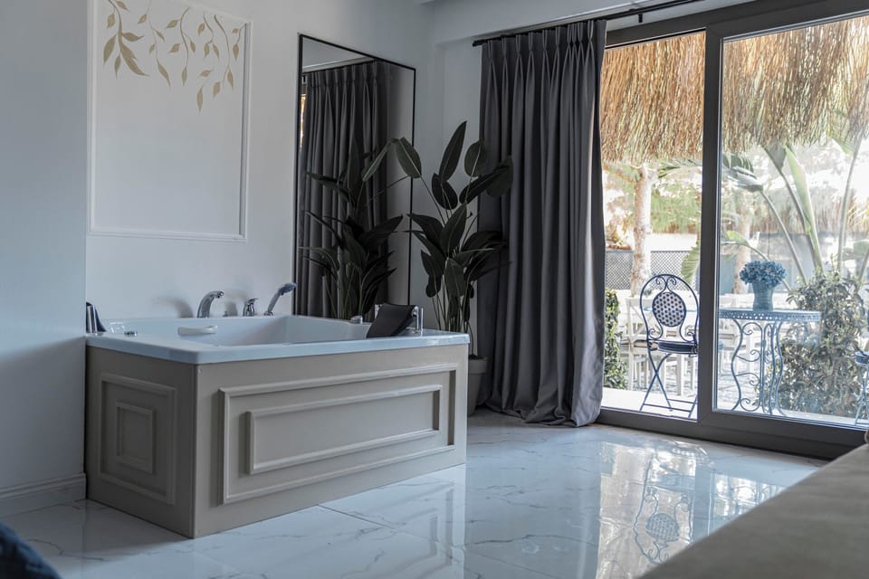 Exclusive Quadruple Room | Free WiFi