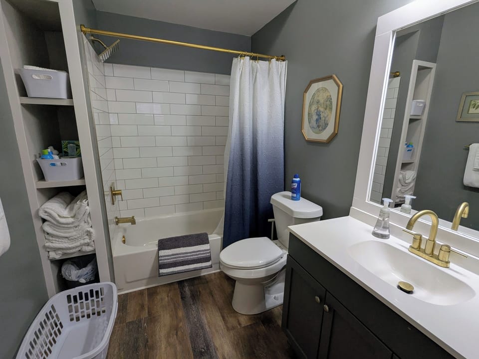 1st floor bathroom
