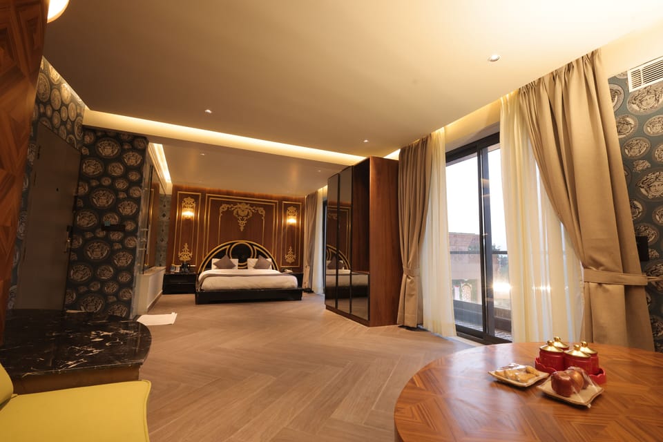 Luxury Room | Premium bedding, minibar, in-room safe, desk