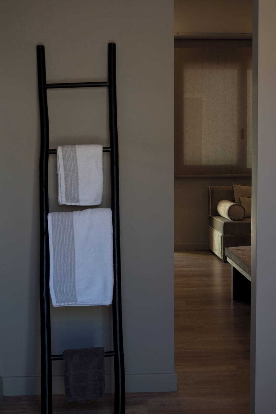 Studio Suite, Garden View, Ground Floor | Bathroom | Slippers