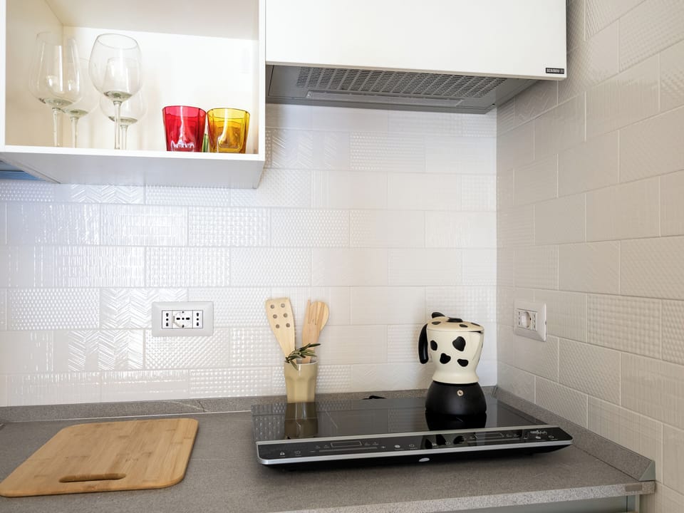 Panoramic House, Sea View | Private kitchen | Espresso maker, electric kettle