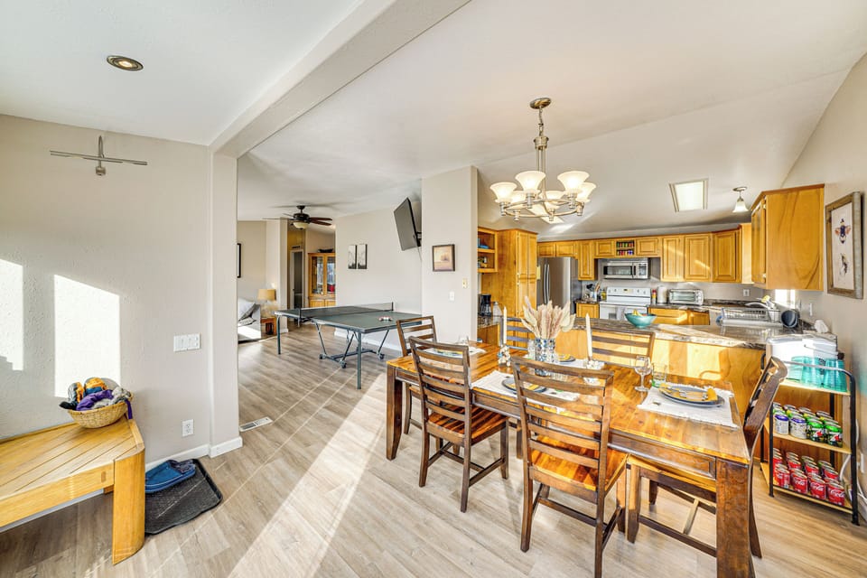 House (3 Bedrooms) | Interior