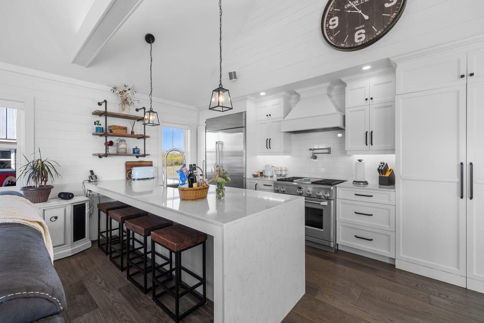 Kitchen with bar stool seating 