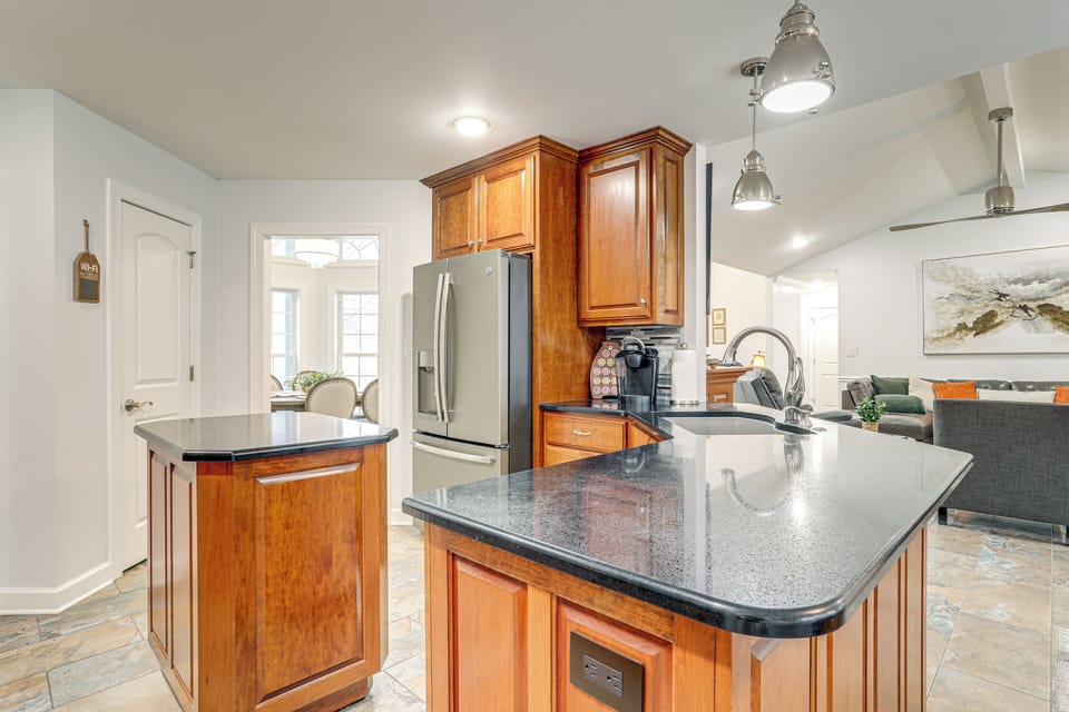 Kitchen | Keurig Coffee Maker | Dishwasher | Cooking Basics