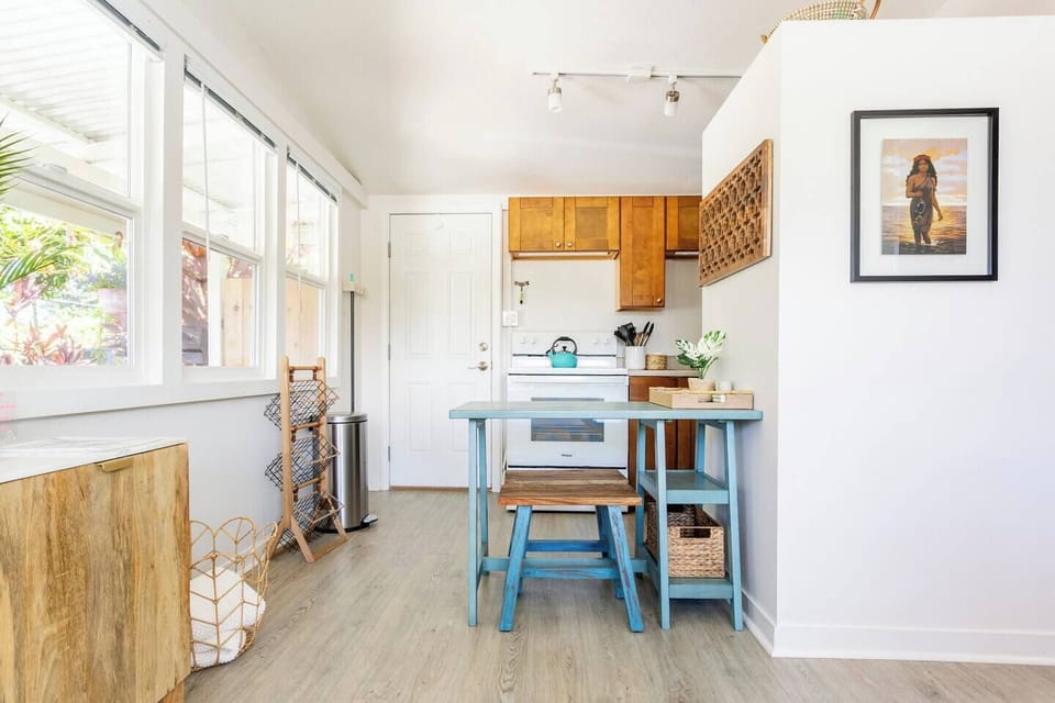 full kitchen