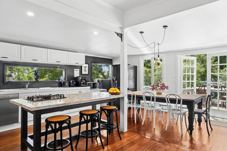 Kitchen & Living Room