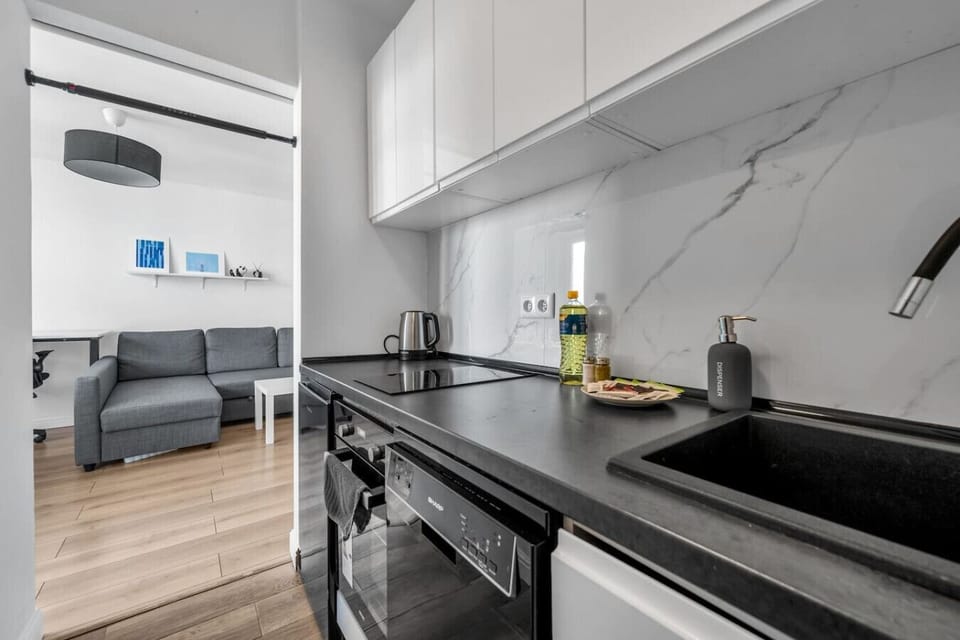Kitchen | Book Now with RENTUJEMY.COM
