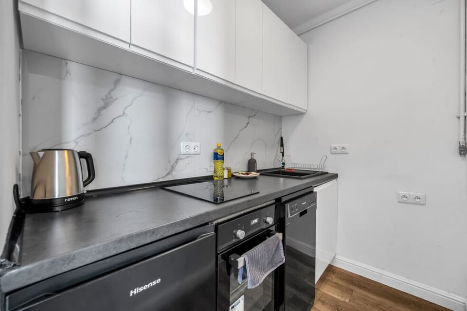 Kitchen | Book Now with RENTUJEMY.COM