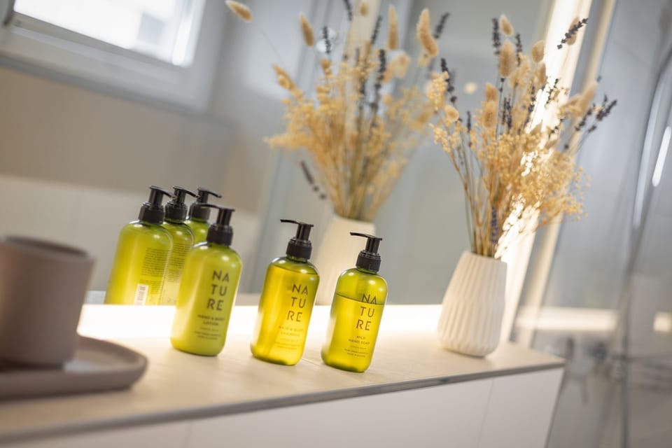 Bathroom amenities