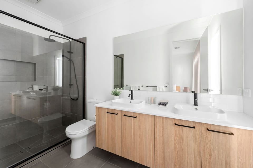 Bedroom One Ensuite