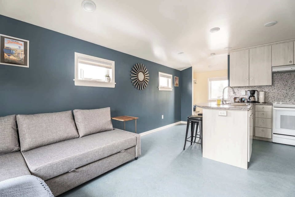 #StayInMyDistrict #Boise #EastEnd #SpudNest #BookDirect